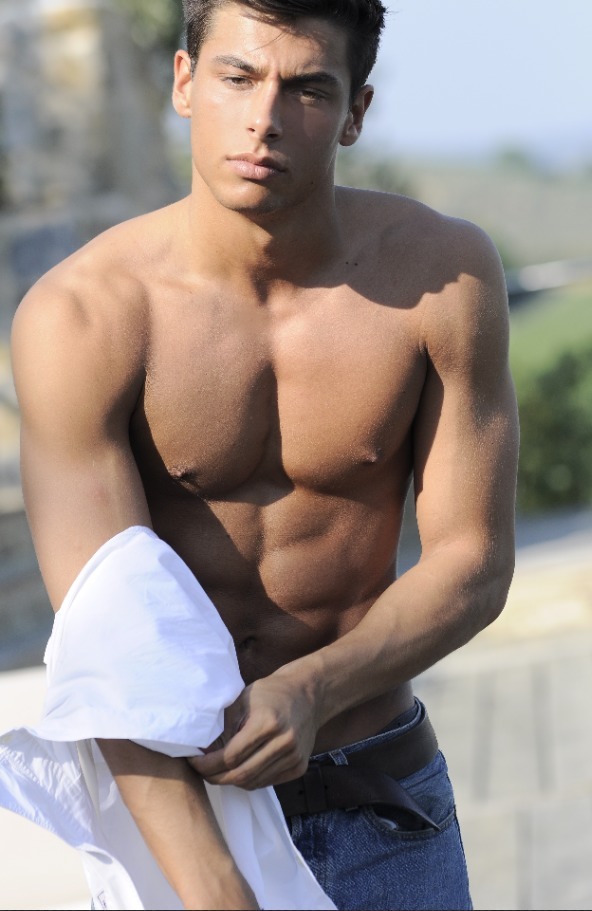 gaymadridboy:  Andrea Denver