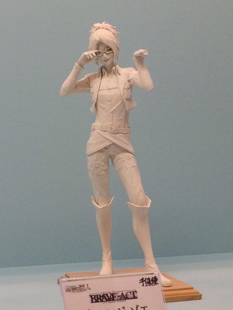  First looks at SENTINEL&rsquo;s Erwin, Hanji, and Titan Eren figurines from