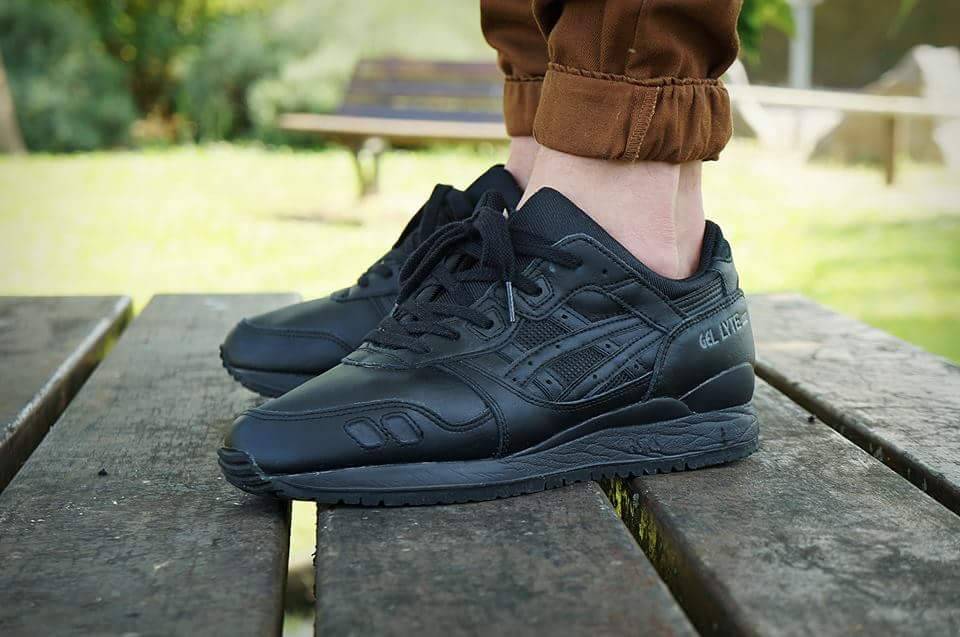 asics gel lyte 3 pure black