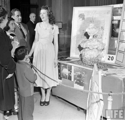 Mushroom cloud display at a national science fair(Bernard Hoffman. 1950)