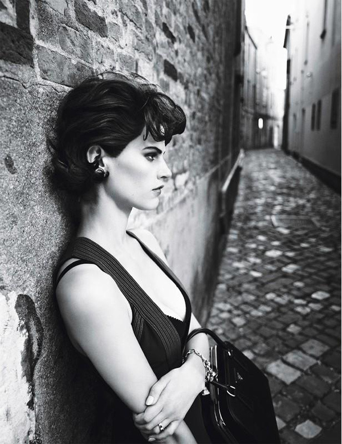 sexyqueen:Saskia de Brauw Is Sensually Aware By Paolo Roversi For W Magazine March