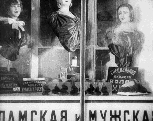 leirelatent:  “The Man With a Movie Camera” (1929)