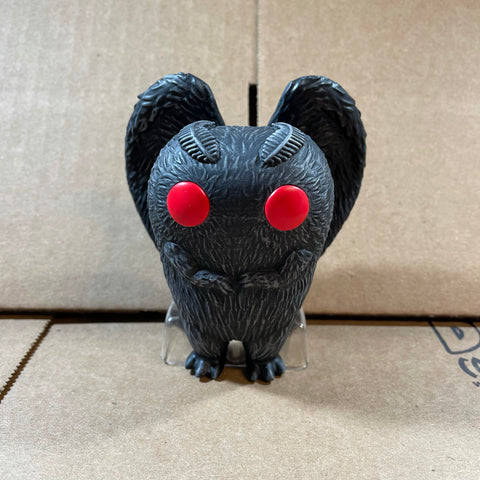 (Funko POP! Myths Mothman Exclusive Out of Box Review – BigToes Collectiblesから)