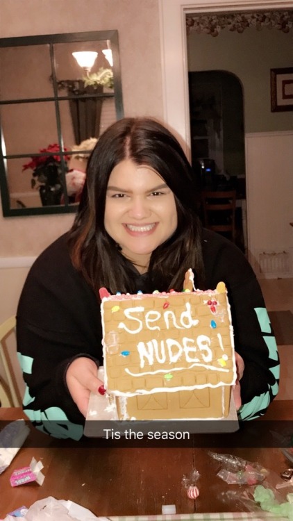 Porn photo unquotedkellz:  My first gingerbread house