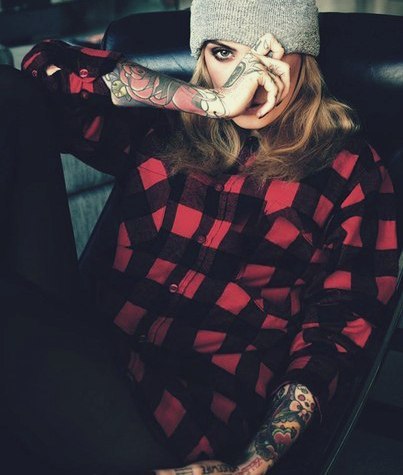 tattooed-goddesses:  24 HOURS OF VALENTINA BELLEZA!  Click here to see the past sets of ‘24HOURSOF’ girls!