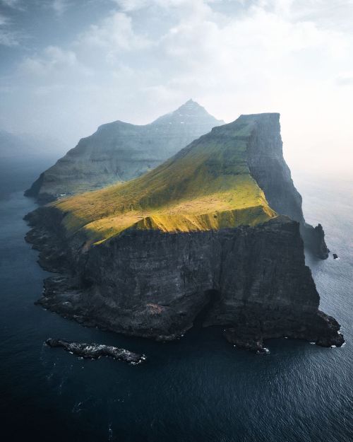 FAROE ISLANDS.Most stunning view of the Faroe Islands.Credits: www.instagram.com/p/CKt4