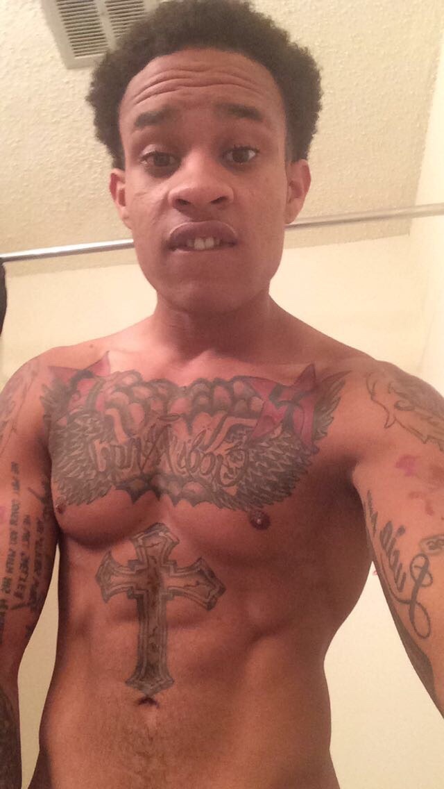 black-dicks-r-us:THOUSANDS OF FREE BLACK GAY VIDEOS…  www.BlackM4M.com
