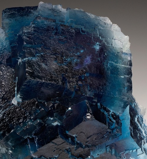 bijoux-et-mineraux:Fluorite - Denton Mine, Hardin Co., Illinois