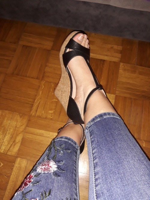 heelsdressfeet: Perfect for heeljob CRO