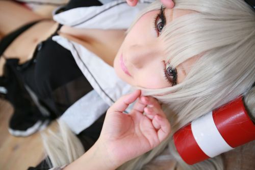 Kantai Collection - Amatsukaze (Saku) 1-3