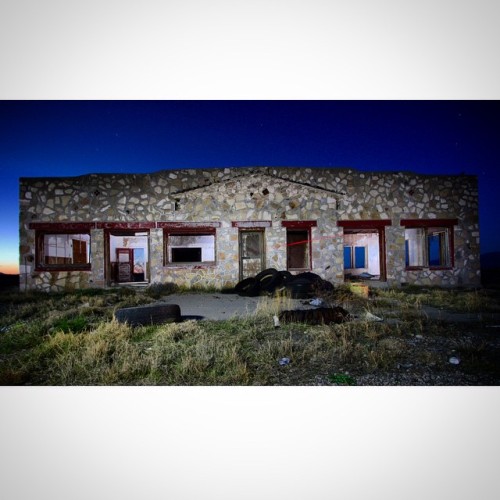 dbpgd:This abandoned bar and grocery store lies a side of road from El Paso to Carlsbad. I just wonder how many good stories this place would tell if it could speak. Unfortunately it seems that it has been like this for at least a decade or more. The