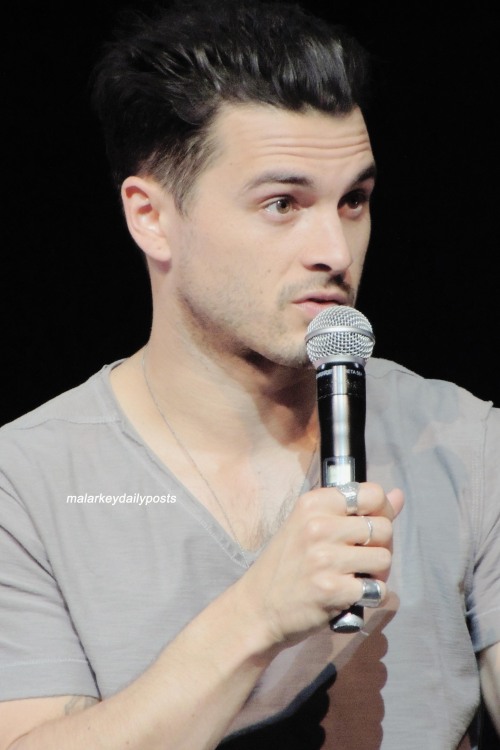 Michael Malarkey on the Q&A at BloodyNightCon 2016 in Brussels