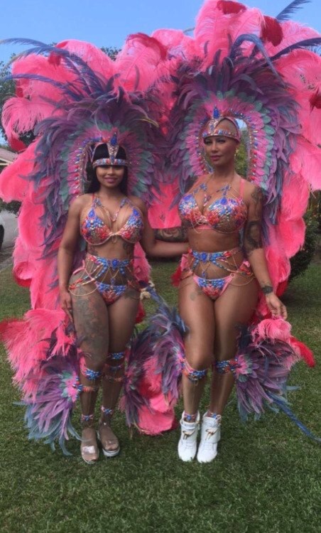 Porn ohsodj:  Blac Chyna & Amber Rose in Trinidad photos