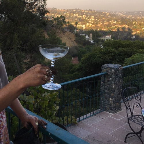 ediblegardensla:This is how we end the day. Dirty hands, dirty martini.