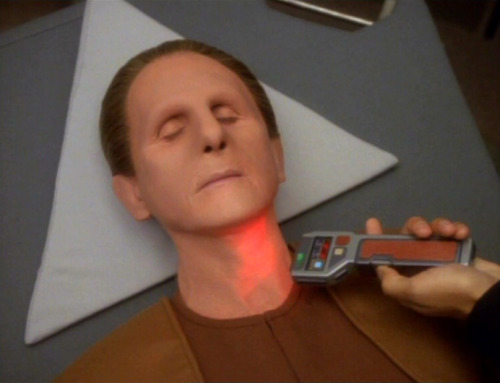 trek-tracks: “Your body chemistry defies analysis. It’s just…goopy.”