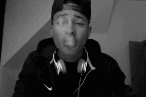 isaiahdior:  failed attempts at being attractive while smoking = me lmao, save me.