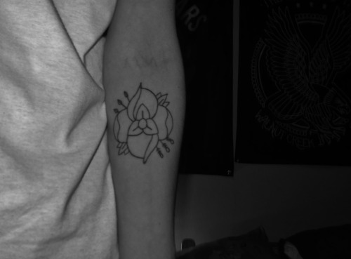 realneckdeepfriends:  my la dispute tattoo ;3 