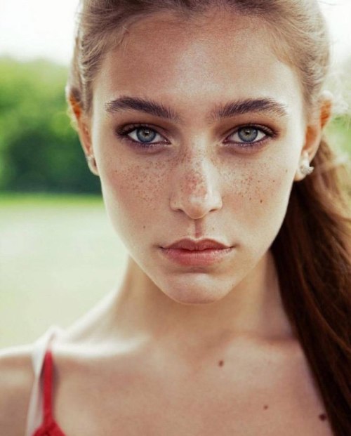 https://amazinggirlsphotos.tumblr.com/post/161513518175