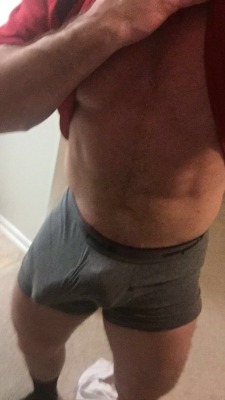 hotbodynicecock:  A few semi (pun) SFW pics lol