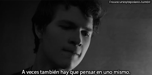 staystrong-yournotalone:  Credito: frasescursisysbipolares