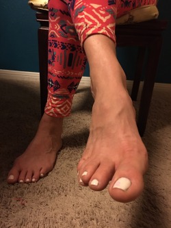 My sexy feet and incredibly sexy toes..