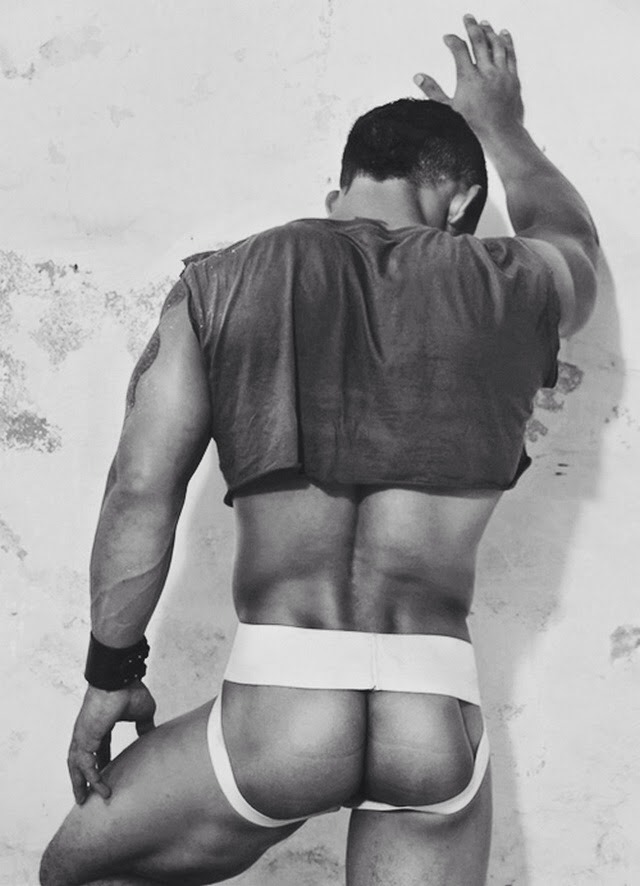 svenmcfat:  Sexy butt ©