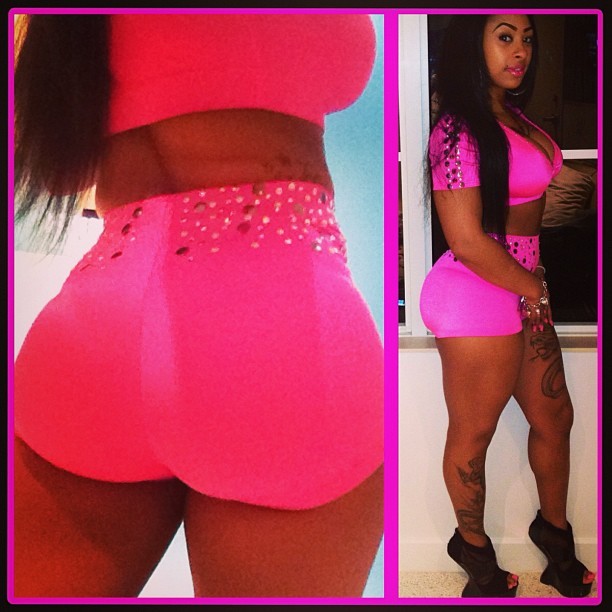 kingzluvsbigbootyqueenz-deactiv:  Ms Jonez 