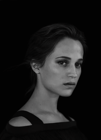 johnbogeyas:Alicia Vikander for Modern Weekly China September 2016