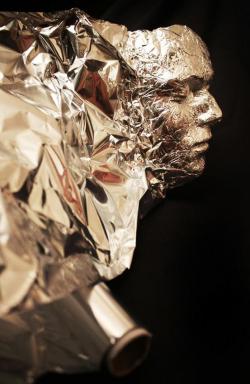 waterpistolman:  Tinfoil mask by Dominic Wilcox.