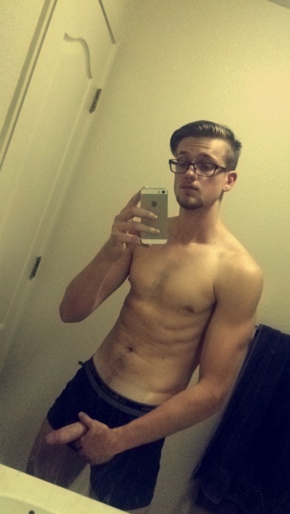 ksufraternitybrother:  SO HOT!!! KSU-Frat Guy: Over 103,000 followers and 68,000 posts.Follow me at: ksufraternitybrother.tumblr.com 