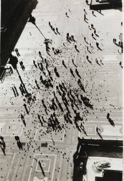 gacougnol:FEDERICO VENDER  Piazza di Venezia c. 1950