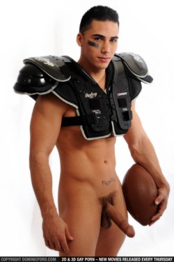 boner24-7:  The Top 40 Most Breathtakingly Beautiful, Big Cocks in Gay Porn (according to The Sword.com) #39 - Topher DiMaggio