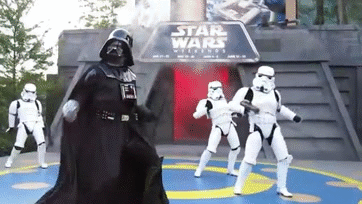 sithisis:  Even bounty hunters and the Sith find time to dance. 