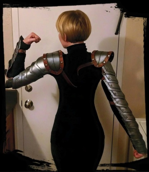thekeeperthiefcosplay: As promised a (very) rough tutorial on the armor assembly. I’m kinda me