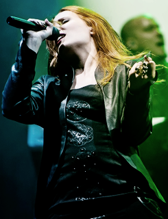 canvasofourlife:  Epica (Istanbul 04.05.2014) 
