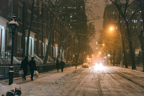 Porn photo nythroughthelens:  New York City - Snow at
