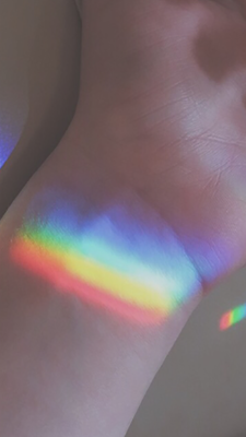 locksprincess:  rainbow handsLike or Reblog