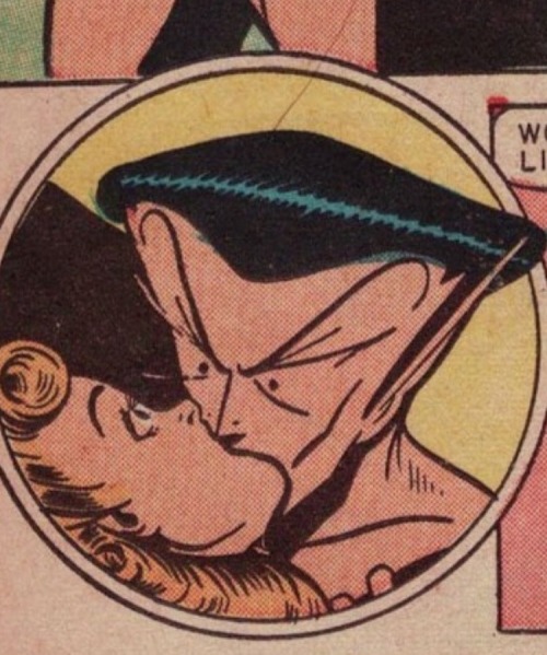 imperiuswrecked: Cursed NamorCollecting every time comics hate Namor enough to let him go out in pub