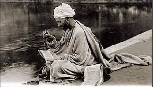 KASHMIRI HINDUS EXODUS AND GENOCIDE