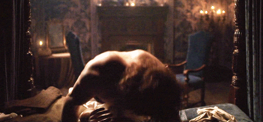 a-storytoldby: Sam Heughan, Caitriona Balfe in Outlander Season 2 Blooper Reel