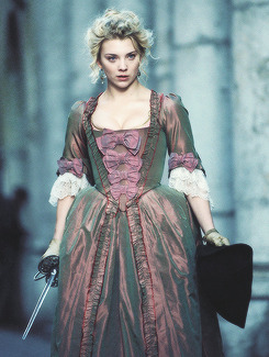 mosellegreen: aerialsquid:  tid-bit-batty:  Natalie Dormer as 17th century bisexual swordswoman and opera singer, Julie d'Aubigny  WHAT IS THIS FROM  Casanova. 