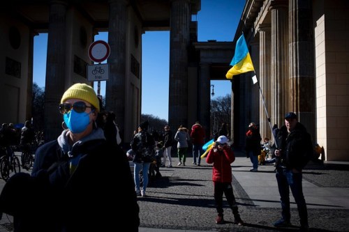 Berlin, March 2022, Peacedemonstration with Ukrainian flags and masks.#peace #ukraine #berlin #dem
