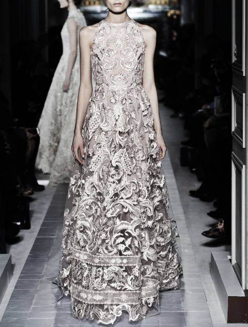 fuckyeahfashioncouture:Valentino Haute Couture Spring-Summer 2013