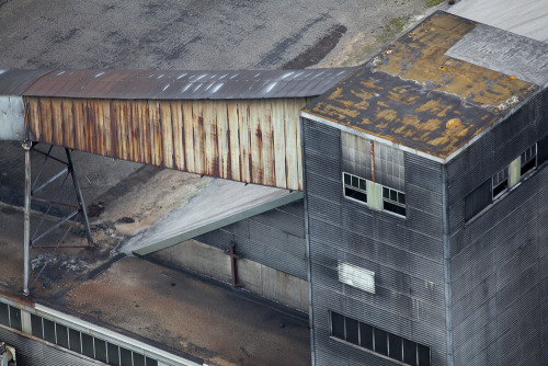 alex-maclean: Domino Sugar RefineryArabi, LA 2011 © Alex S. MacLean / Landslides Aerial Photogr