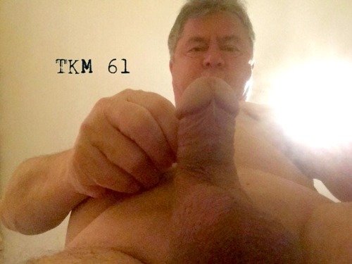 tkm61:Sexy and hot suit and tie Daddy Ali56 adult photos