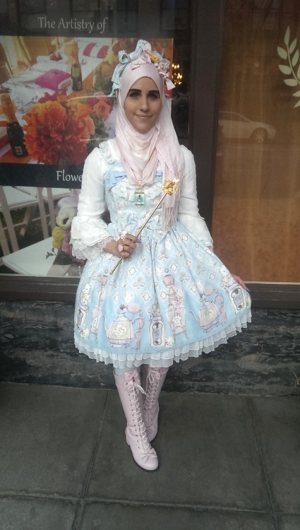 My coord for my comm’s ILD teaparty! Coord Rundown: -JSK: AP X Imai Kira Perfume in Wonderland