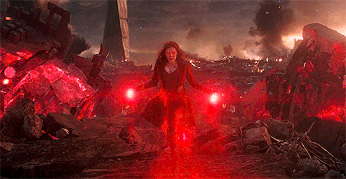 marvelsladies:  # P O W E R Elizabeth Olsen as Wanda Maximoff in Avengers: Endgame (2019) dir. Joe & Anthony Russo 