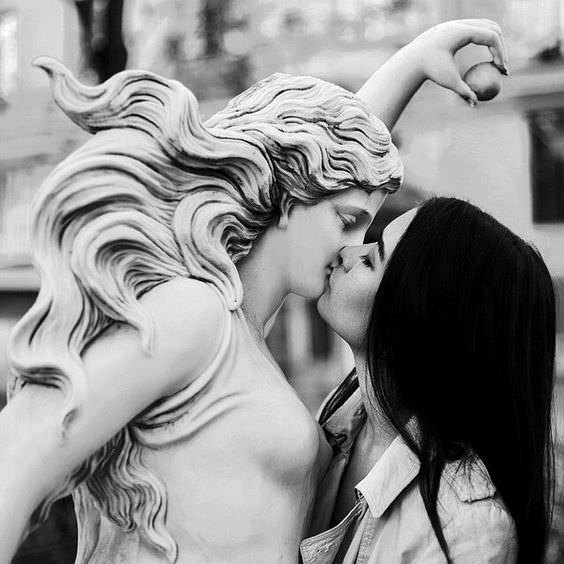 genterie:  source: unknown