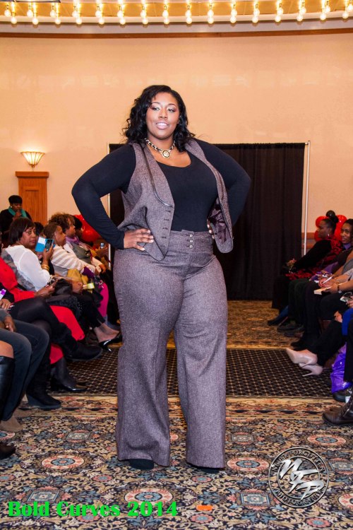 planetofthickbeautifulwomen2: Shana Harris @ The Bold Curves Fashion Show December 2014