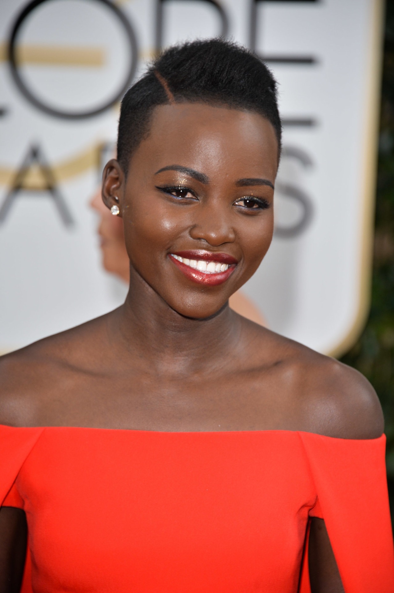 freetharobots:  pkbrown93:  thebeautyofblacknudist:  lupita nyong'o  😍😍😍